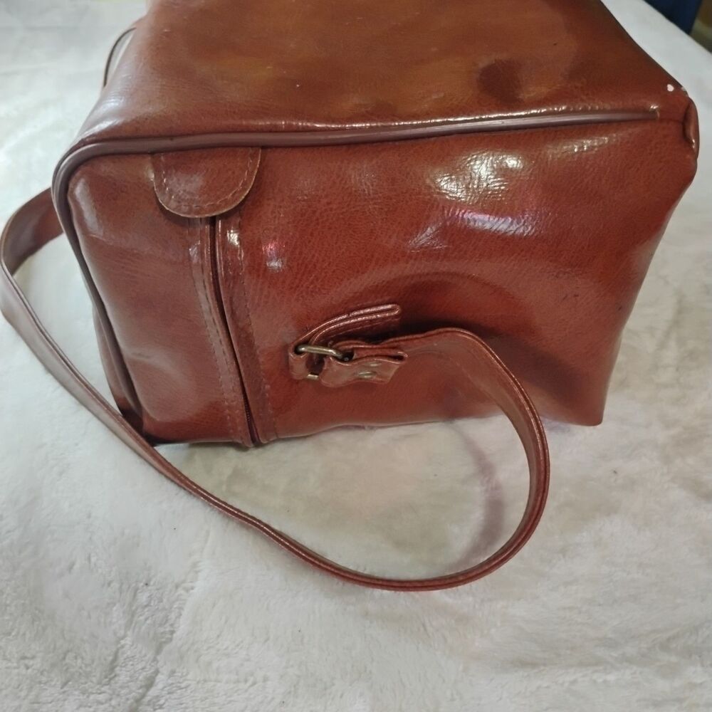 Vintage Brown Faux Leather Camera Bag Crossbody Case Taiwan 70s Gear Travel 9x9 - Picture 10 of 16